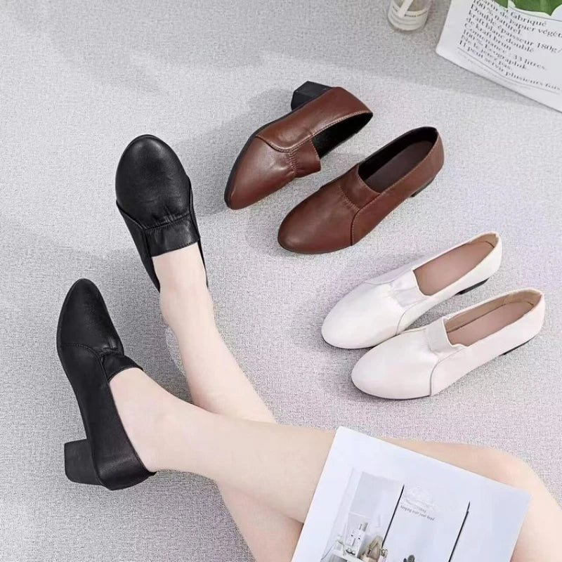 Komfortable Walking-Schuhe für Damen, mittelhohe Blockabsatz-Pumps, Slip-On-Loafer aus PU-Leder, Vintage-Stil, quadratische hohe Absätze, Büro-Damenschuhe, elegante Schuhe