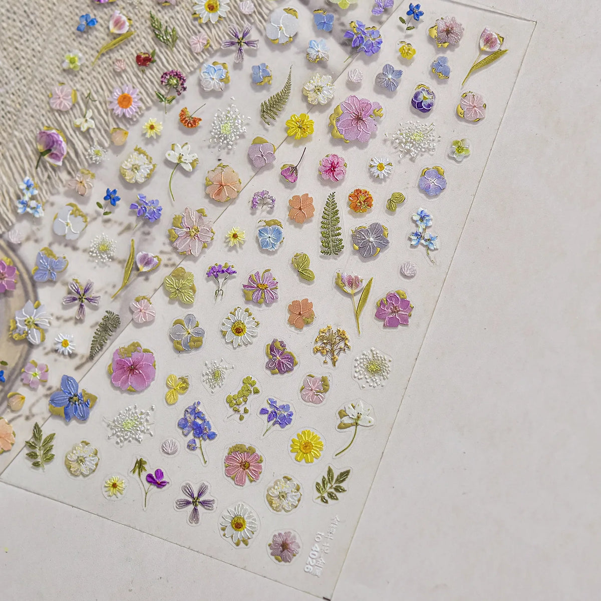 1 Stück 3D Lavendel Blumen Aufkleber für Nägel Frühling Sakura Blumenblätter Selbstklebende Slider Abziehbilder Kunst Maniküre für Dekoration