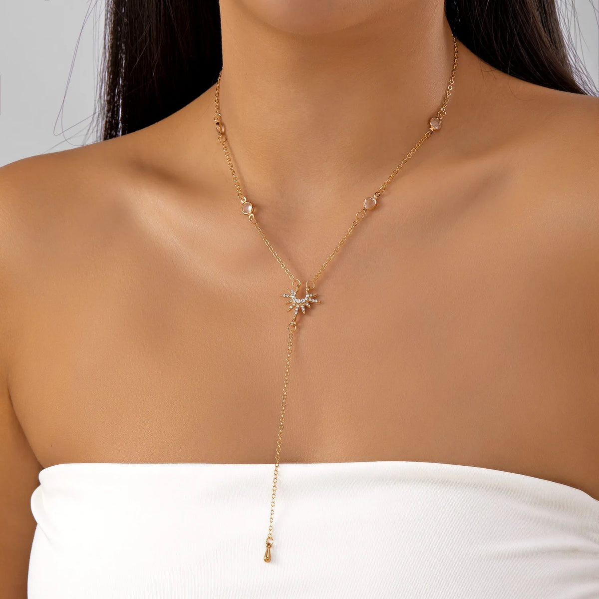 Vintage Mehrschichtige Sonnenscheiben-Anhänger Halsketten für Frauen und Mädchen, Edelstahl Dreischichtige Schlangenkette Halskette Schmuck Geschenke