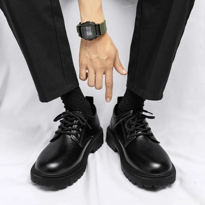 Business-Büro Formelle Kleidung Lässige Schnürschuhe für Herren Frühling und Herbst Mode Neue Atmungsaktive Rutschfeste Herrenschuhe 2026