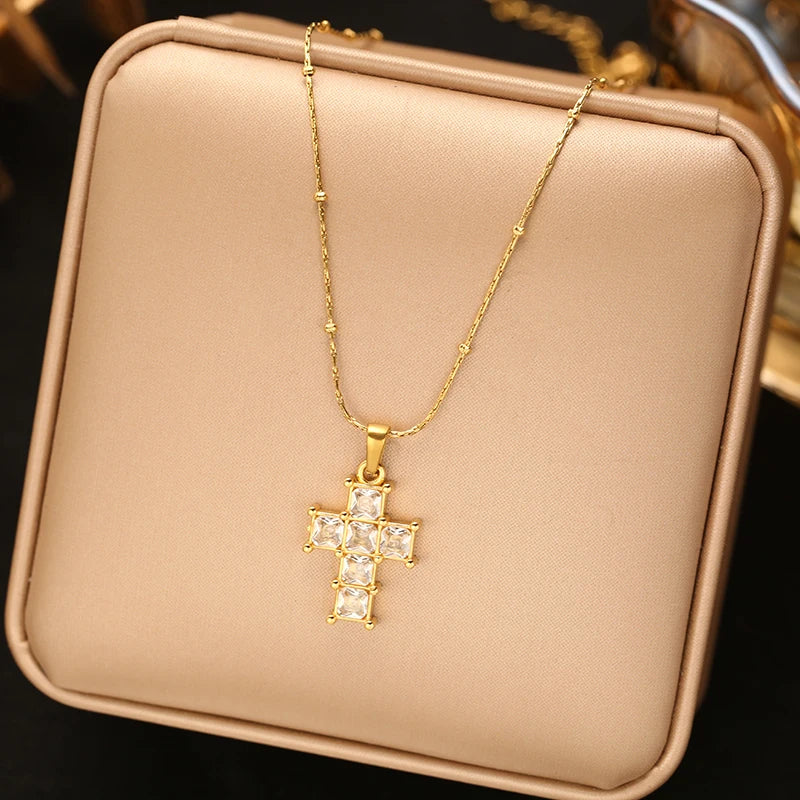 EILIECK 316L Edelstahl Goldfarbene Blumen-Anhänger-Halskette für Frauen, trendige Halskette, wasserdicht, Urlaubsschmuck, Geschenk