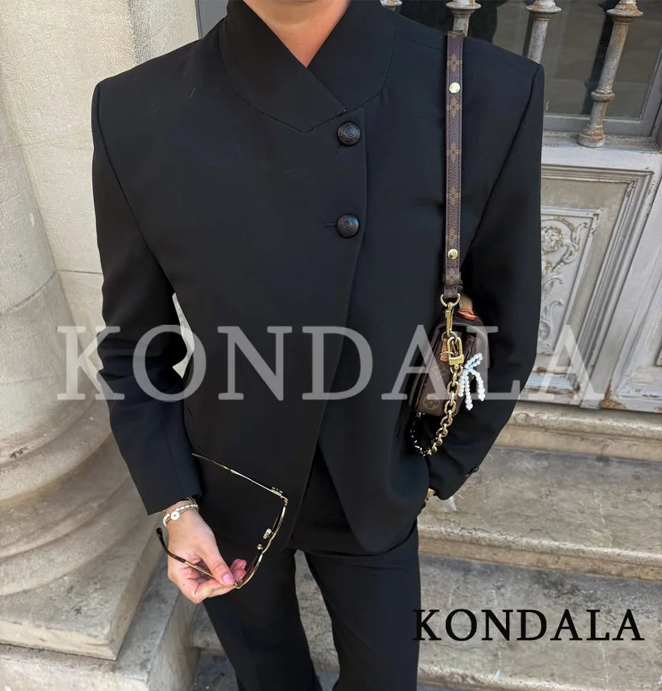 KONDALA High-Street Pendler-Hosenset für Damen: Blazer mit Knöpfen und High-Waist-Hose, Neue Frühjahrsmode 2026, Minimalistisches Damen-Set