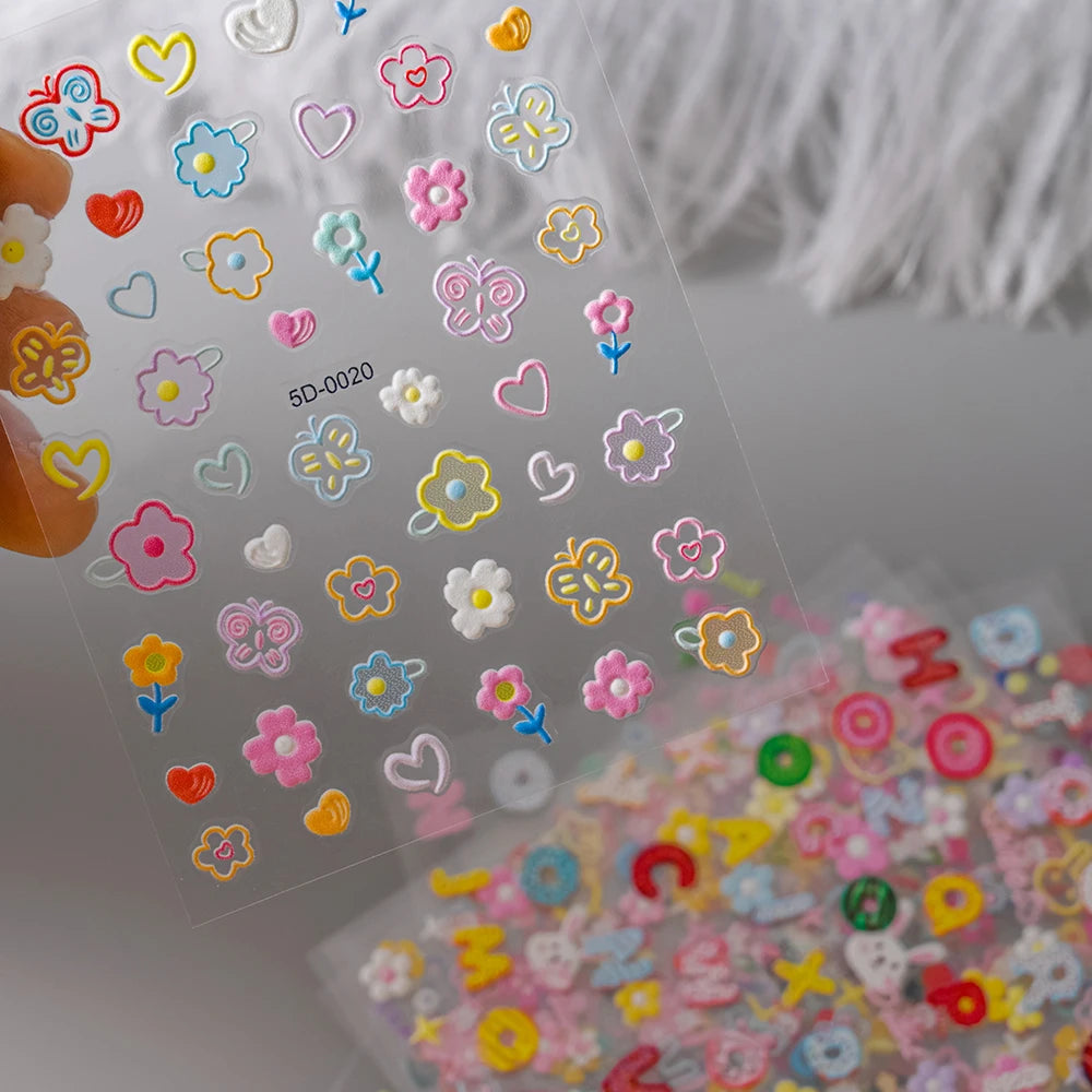1Pc 5D Geprägte Kawaii Floral Schmetterling Nagel Aufkleber 3D Cartoon Bogen Kaninchen Erdbeere Klebe Aufkleber Urlaub Nagel Sliders