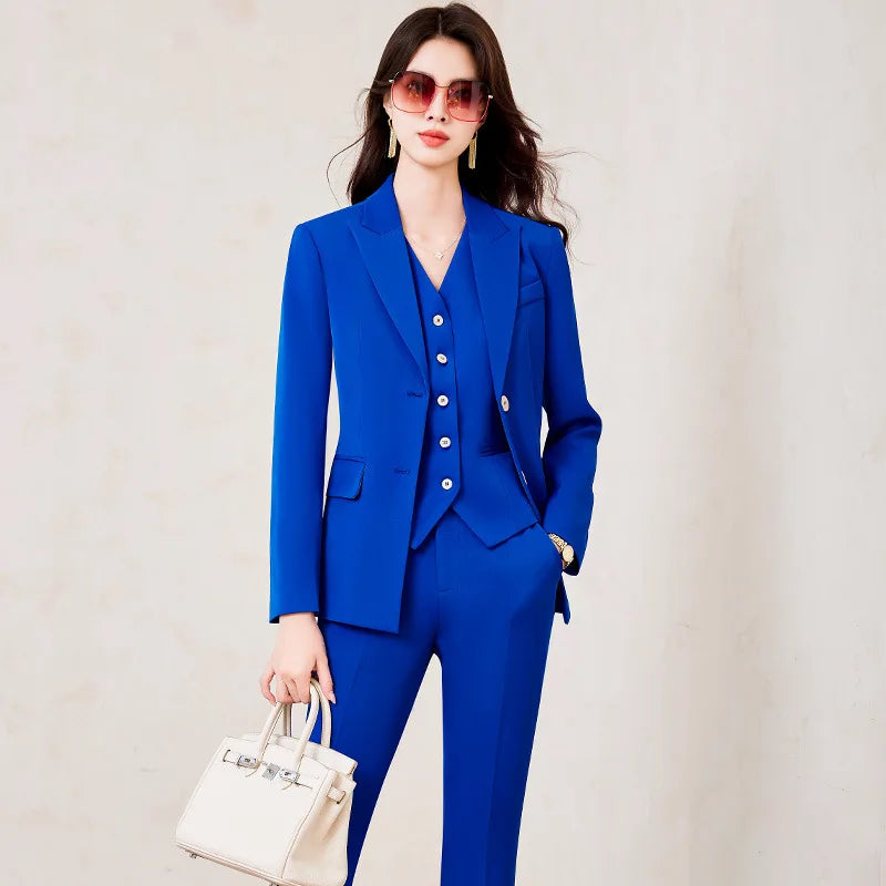 Modischer königsblauer Damen-Blazeranzug im 3-teiligen Set mit Weste und hochtaillierter Hose, langärmlig, einfarbig, Bürokleidung, Damen-Outfit