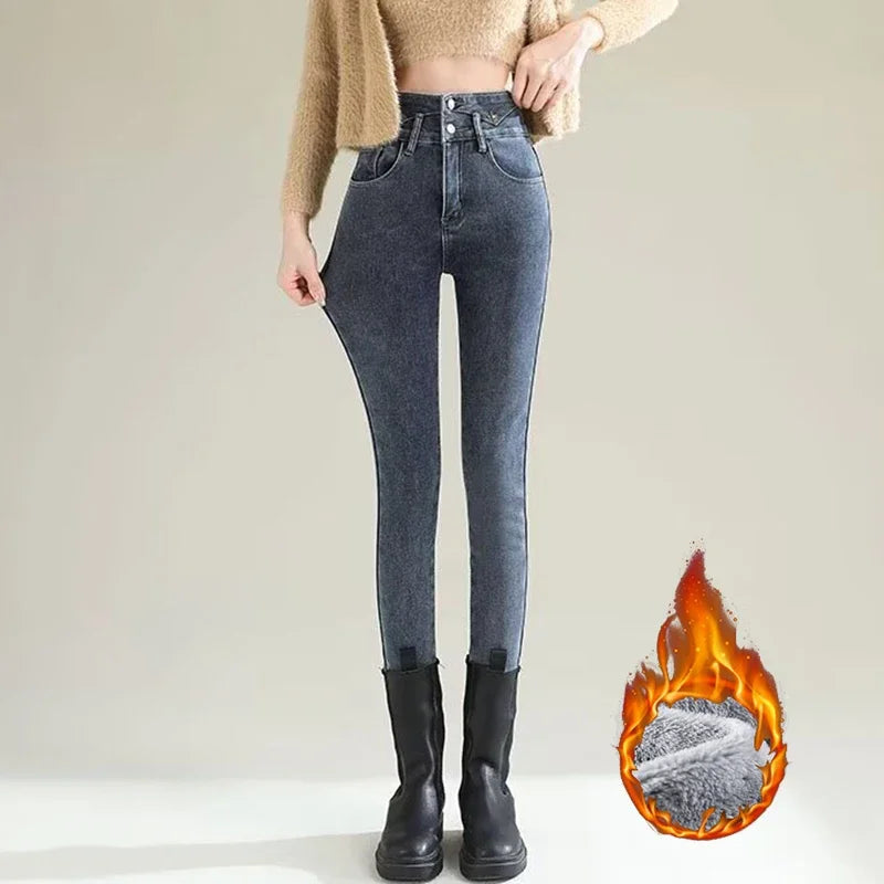 Winter Dame Plüsch Thermische Schmale Gerade Bein Jeans Mädchen Schnee Warme Casual Denim Hosen Frauen Klassische Koreanische Fleece Hosen