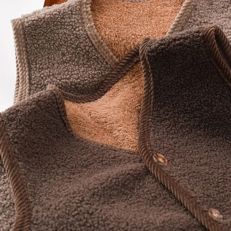 Winter warme Fleece-Weste für Mama, verdickte Lammwolle-Weste, Oberbekleidung für ältere Frauen, Herbst und Winter, Übergröße, isoliert