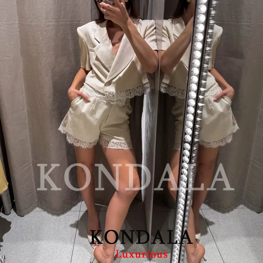 KONDALA Lässiger Chic Damen-Anzug mit V-Ausschnitt, Einknopf-Blazer, Kurze Spitzenblazerjacke, Reißverschlusstaschen, Shorts, Modisches 2026 Frühling-Sommer-Set