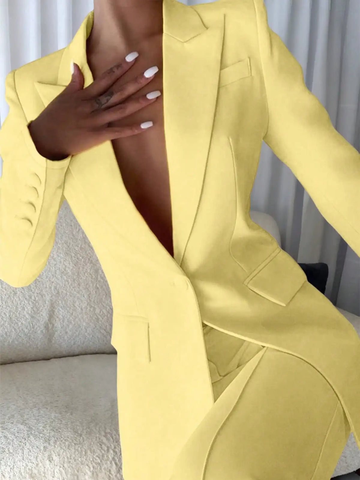 2-teiliges Anzug-Set – figurbetonte Blazer-Jacke und weit geschnittene Hose mit hoher Taille, elegantes Büro-Outfit für Arbeit, Business und formelle Anlässe
