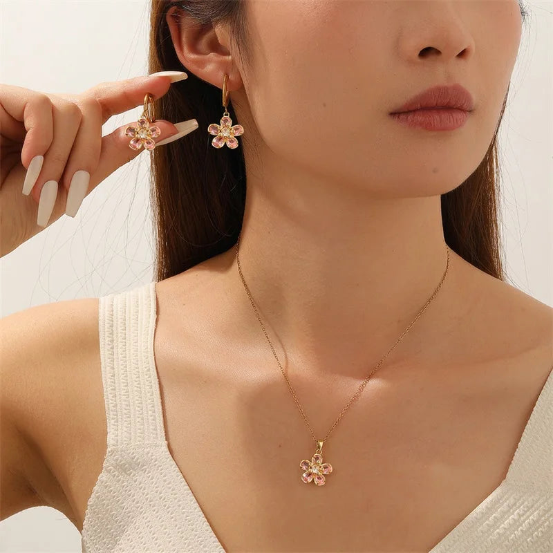 EILIECK Trendige Damen-Ohrringe mit Blumenmuster und rosa Zirkonia, Edelstahl, wasserabweisend, für den Alltag, Schmuck, Geschenk für Damen