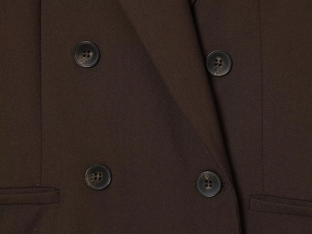 ETJ 2025, neue Mode für Damen, alle mit zweireihiger Maillard-Anzugjacke mit Schulterpolstern und passender Anzughose