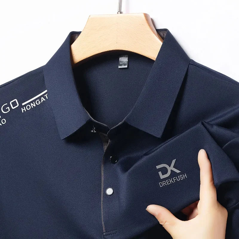 Neues Herren-Business-Casual-Kurzarmhemd mit Abzeichen, einfarbiges Poloshirt, modisches, atmungsaktives, bequemes, vielseitiges Oberteil