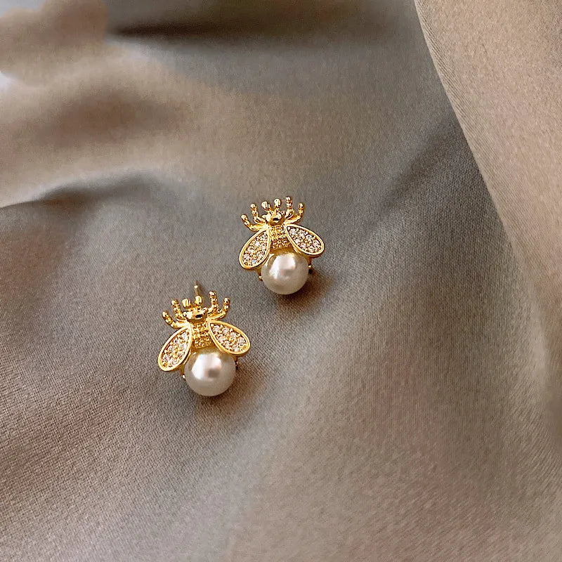 Exquisite luxuriöse runde Zirkon-Ohrstecker für Frauen, glänzender Strass-Mond-Bienen-Ohrring, geometrischer Ohrring, Party- und Hochzeitsschmuck