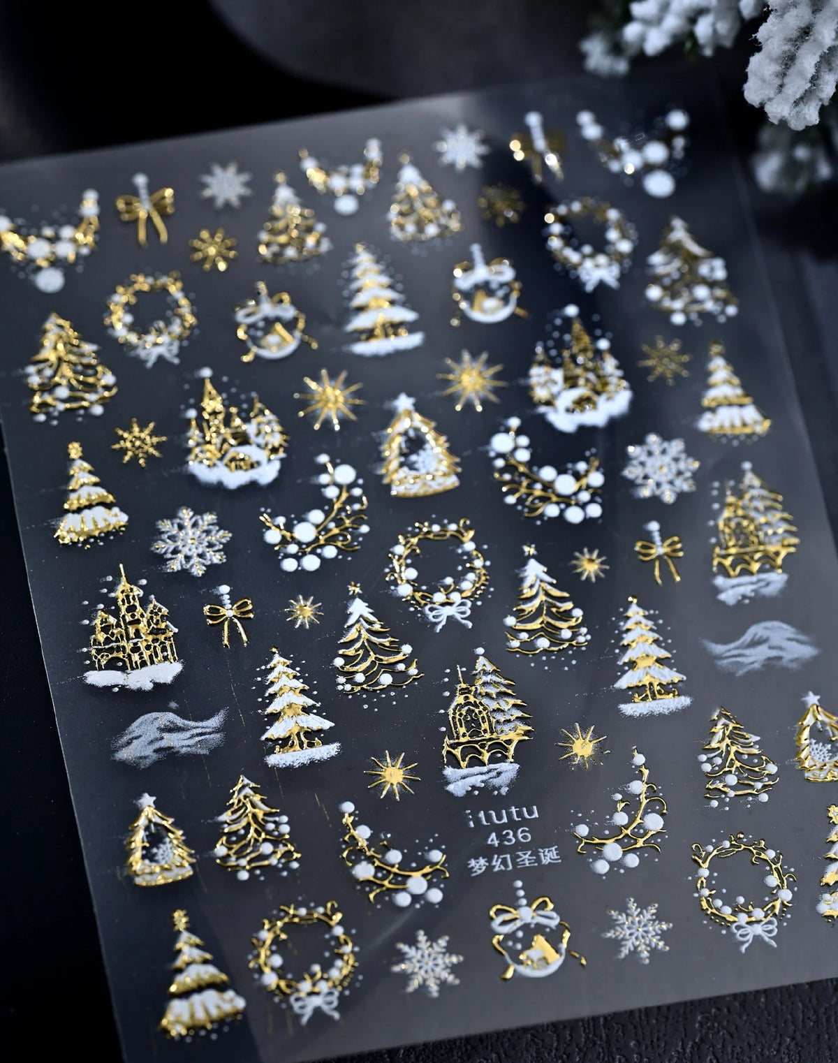 1 Stück 5D Dazzling Christmas Nail Art Aufkleber Gold/Rosa/Blau/Lila Weihnachtsbaum Schneekranz Nagelaufkleber Charmante Weihnachten Nageldeko