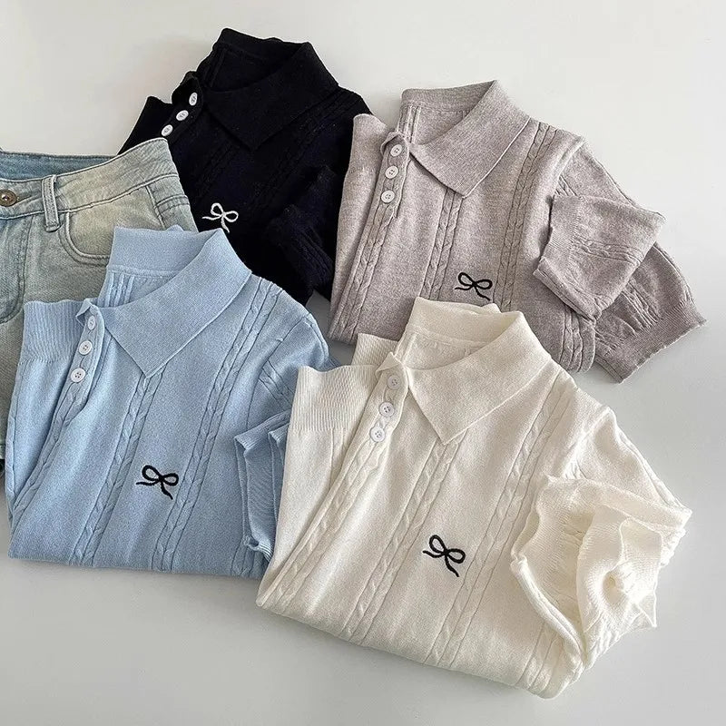 AOSSVIAO 2026 Sommer Neue Koreanische Mode Slim Fit Poloshirt Gestricktes Kurzarm-T-Shirt Süße Schleife Besticktes Strickoberteil für Damen
