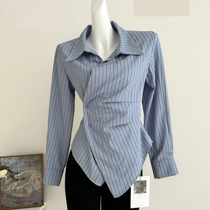 2025 frauen Vintage Unregelmäßige Weiße Blusen Damen Elegante Gestreifte Shirts Koreanische Langarm Chic Tasten Schlank Design Tops Neue
