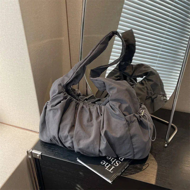 Nylon-Stofftasche für Damen, große Kapazität, Sommer, 2024, neue All-Match-Ins, One-Shoulder-College-Studenten-Klassentasche, Damen-Handtasche