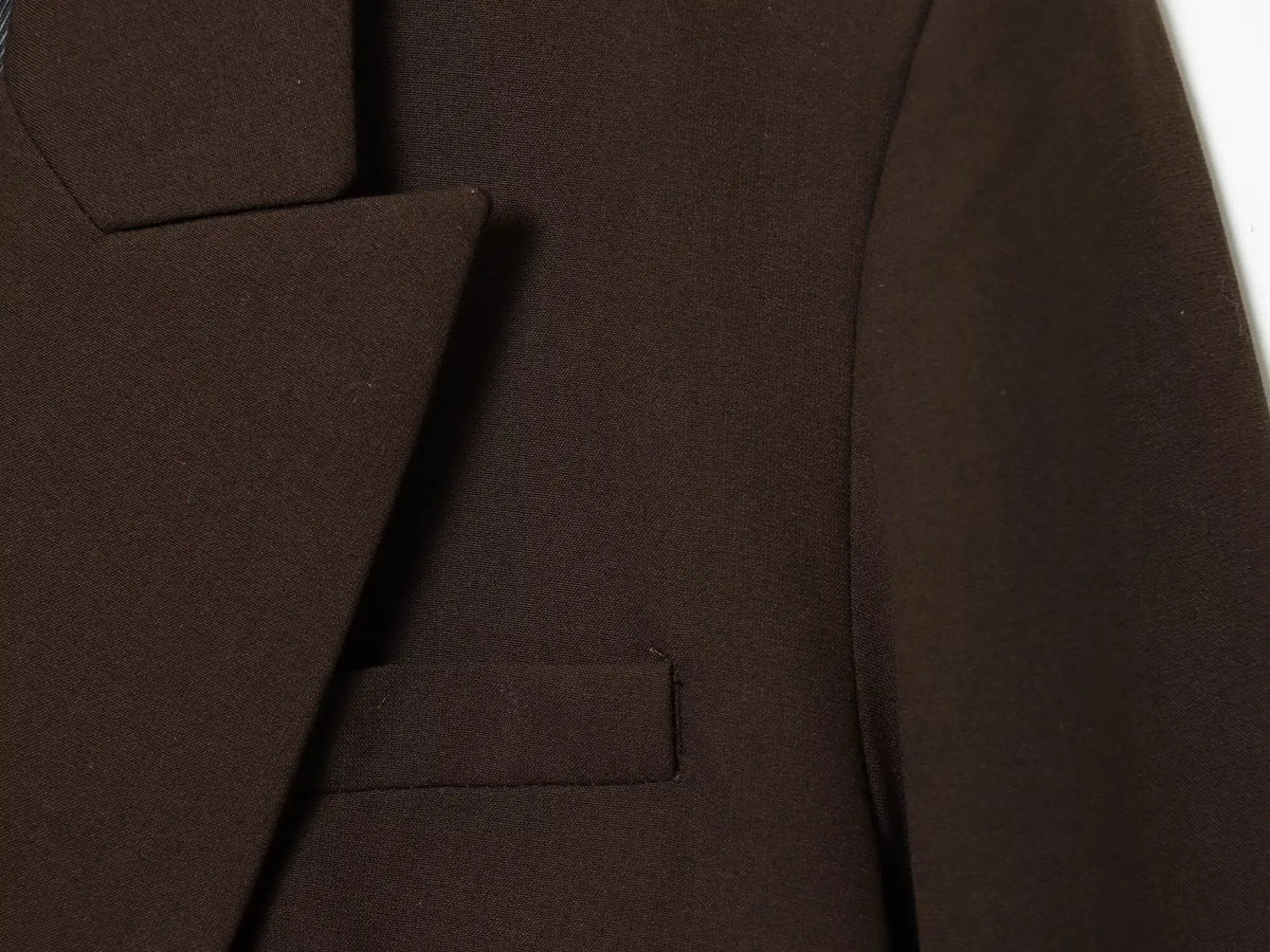 ETJ 2025, neue Mode für Damen, alle mit zweireihiger Maillard-Anzugjacke mit Schulterpolstern und passender Anzughose