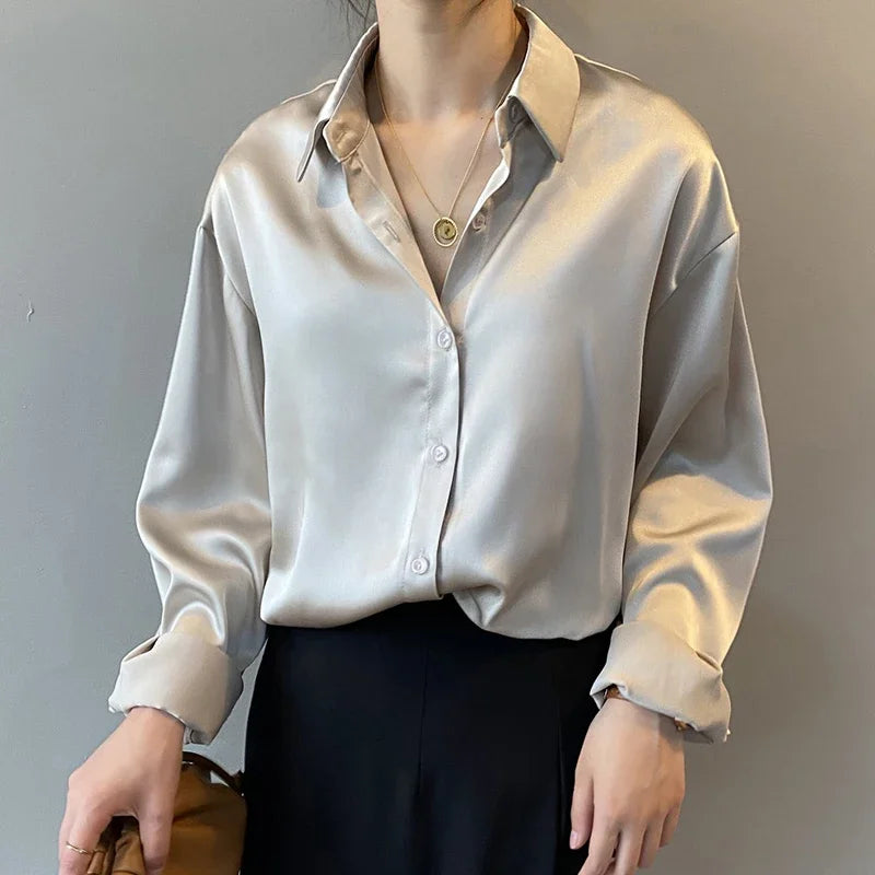 Herbst Umlegekragen Elegante Satin Lose Frauen Hemd 2026 Plus Größe Bluse Herbst Vintage Casual Taste Seide Tops