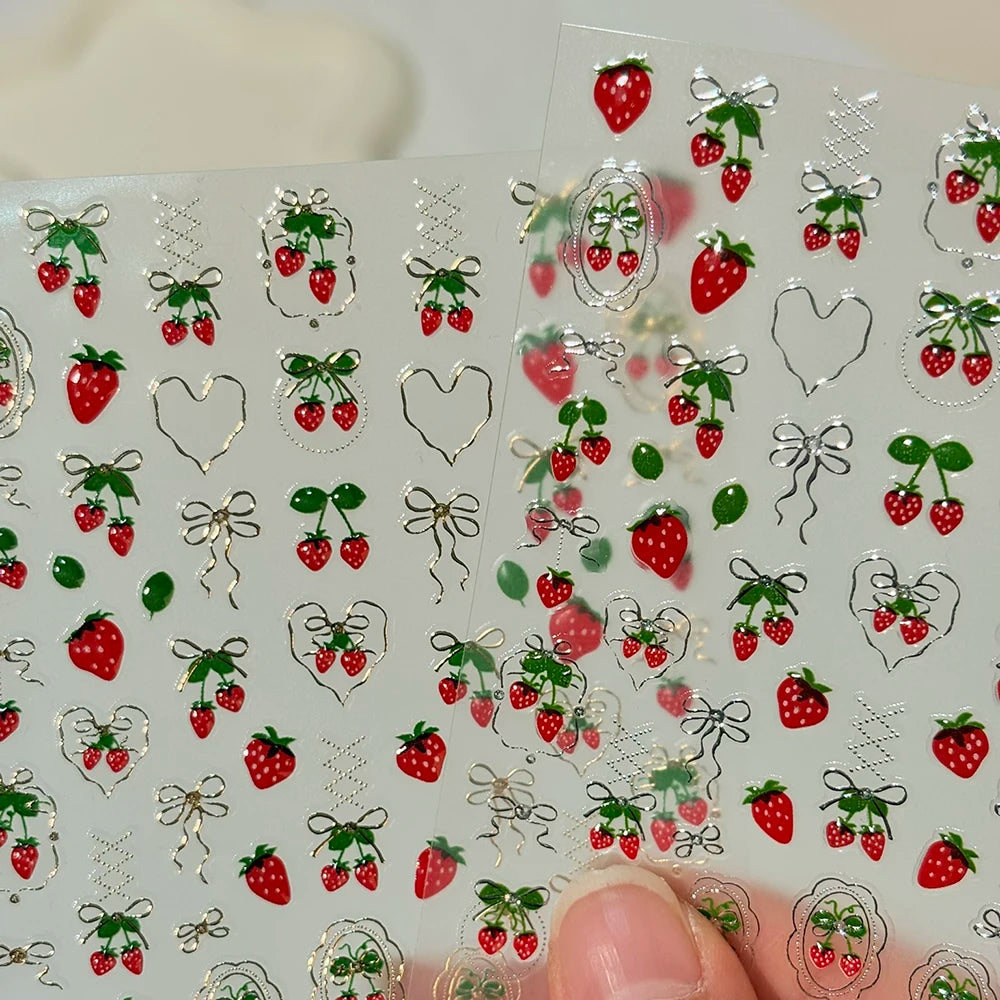 5D Süße Schleife Erdbeer-Nagelkunst-Aufkleber Metall Silber Gold Linie Schleife Erdbeeren Nagel-Abziehbilder Frühling Sommer Nageldekoration