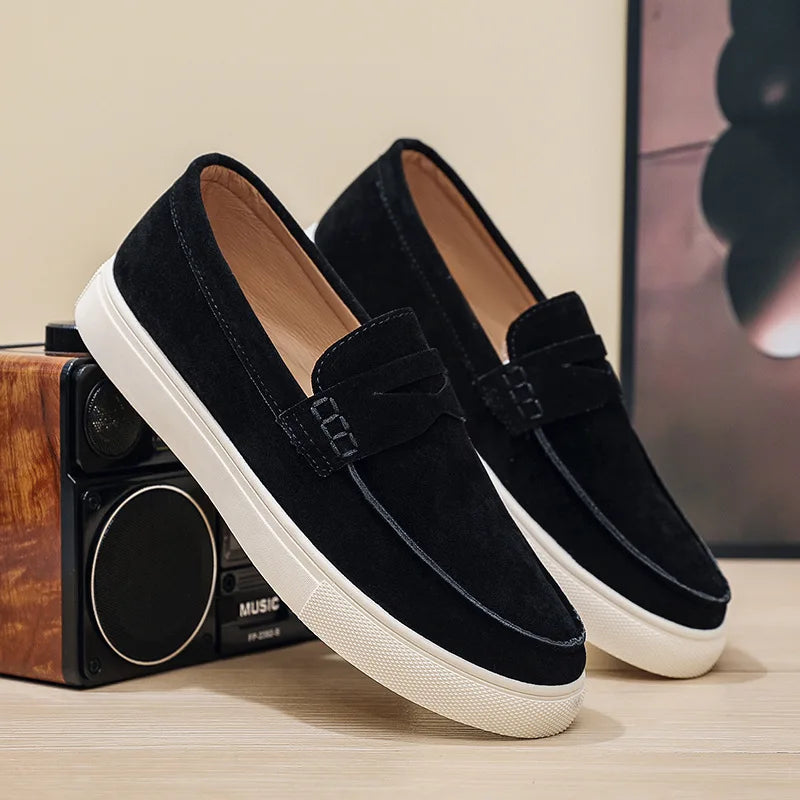 Neue Mode männer Bord Schuhe Bequeme Atmungsaktive loafer Vielseitig Dicken sohlen männlichen Casual Einzelnen Schuhe