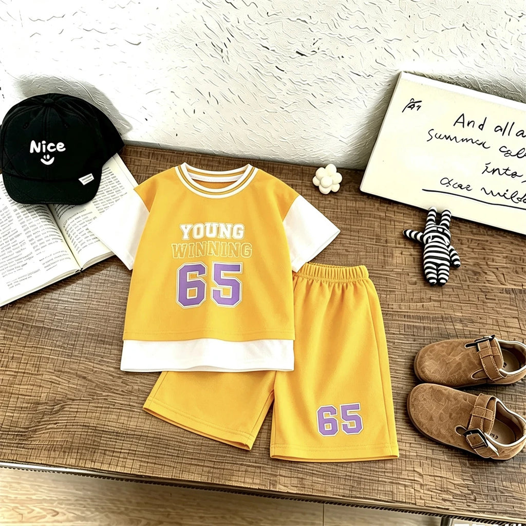 Mode-Trainingsanzüge für Jungen, lässig, lockeres T-Shirt + Shorts, 2-teiliges Set, Kinder-T-Shirts mit Rundhalsausschnitt, vielseitige Shorts, dünne Sommerkleidung