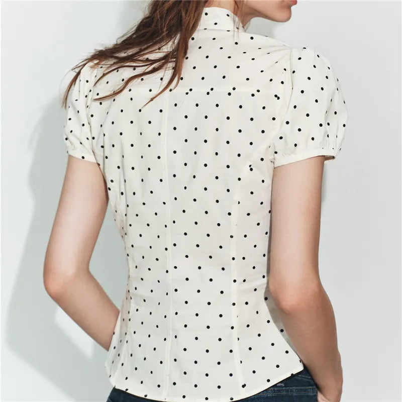 Hirigin Damen-Bluse mit Puffärmeln, Bindekragen, Aushöhlungen und Knopfleiste, schmale Passform, elegantes Sommerhemd mit Sweetheart-Ausschnitt