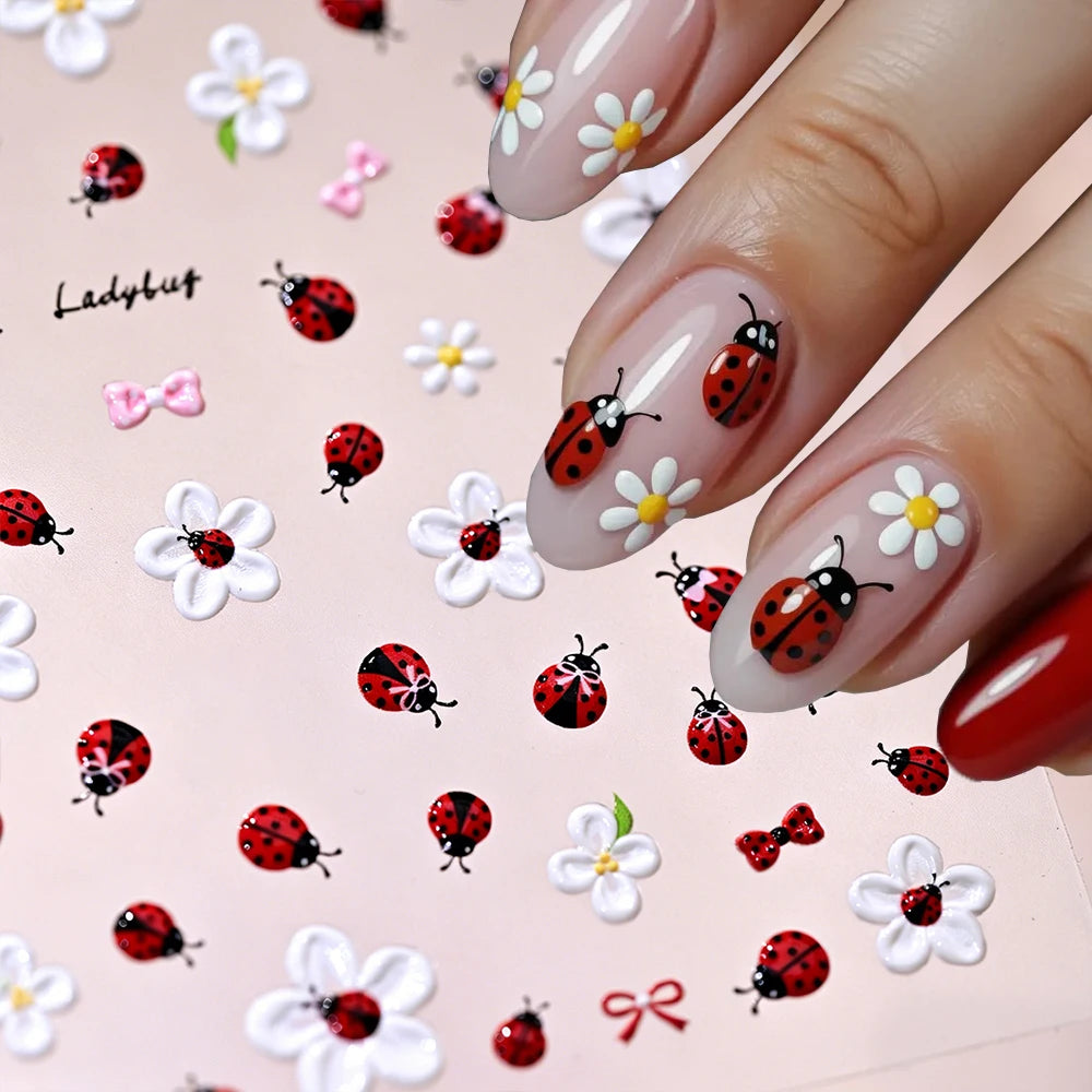 Neue 5D Süße Marienkäfer-Blumen-Nagelaufkleber Geprägte Kawaii Biene Gänseblümchen Kirschblüten Nagelsticker DIY Frühling Insekten Nagelkunst Deko