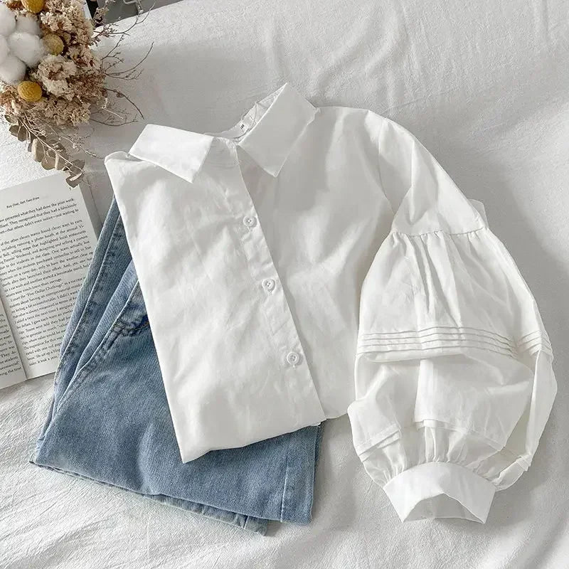 2024 Puff ärmel Hemden Frauen weiß umdrehen Kragen adrette Sinn für Design schicke weibliche Tops koreanische Mode einfache Sommer bluse