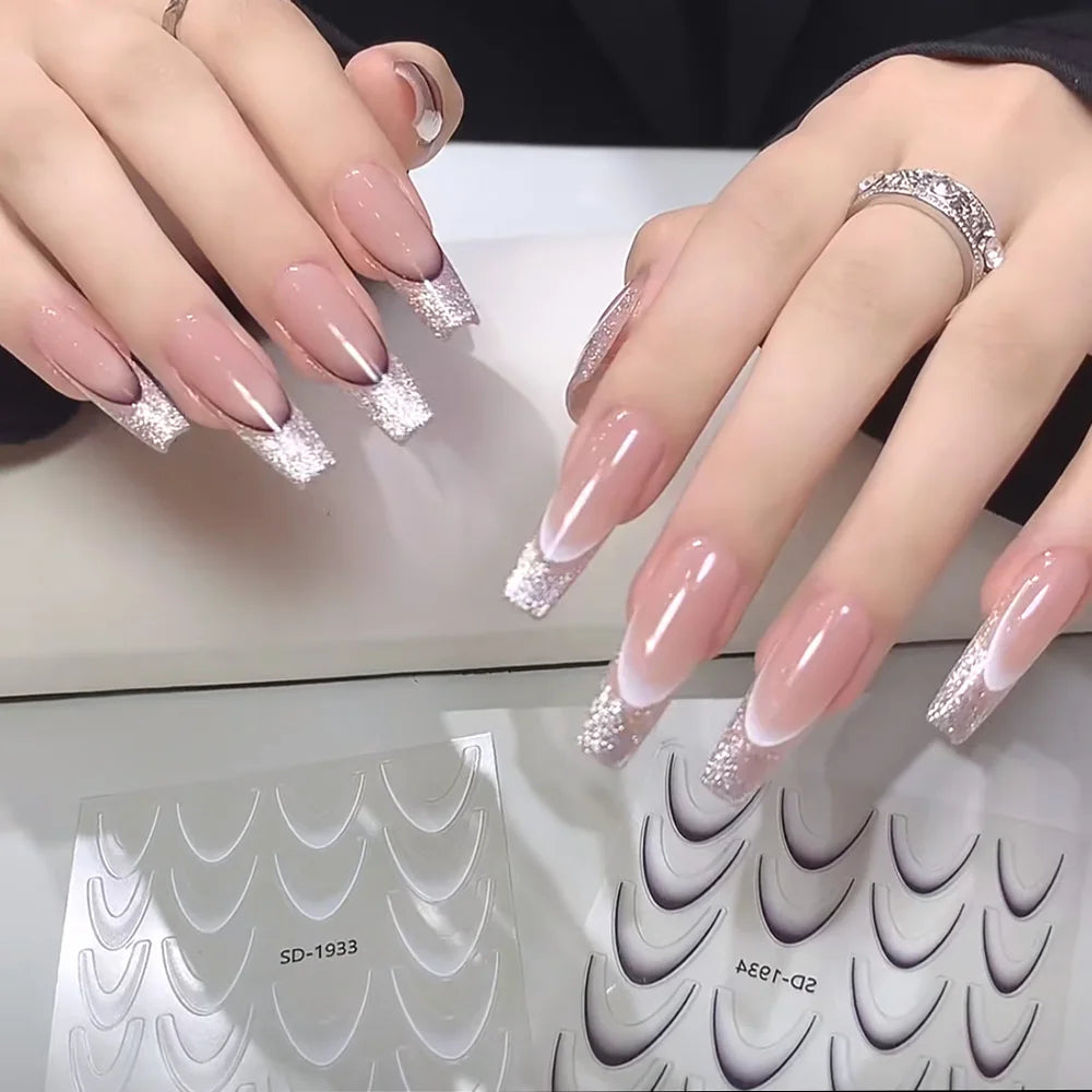 2 stücke Schwarz Weiß Französisch Gradienten Linie Nagel Aufkleber Koreanische Streifen Linien Biegung Klebstoff Nail art Aufkleber Slider DIY Maniküre Guide #