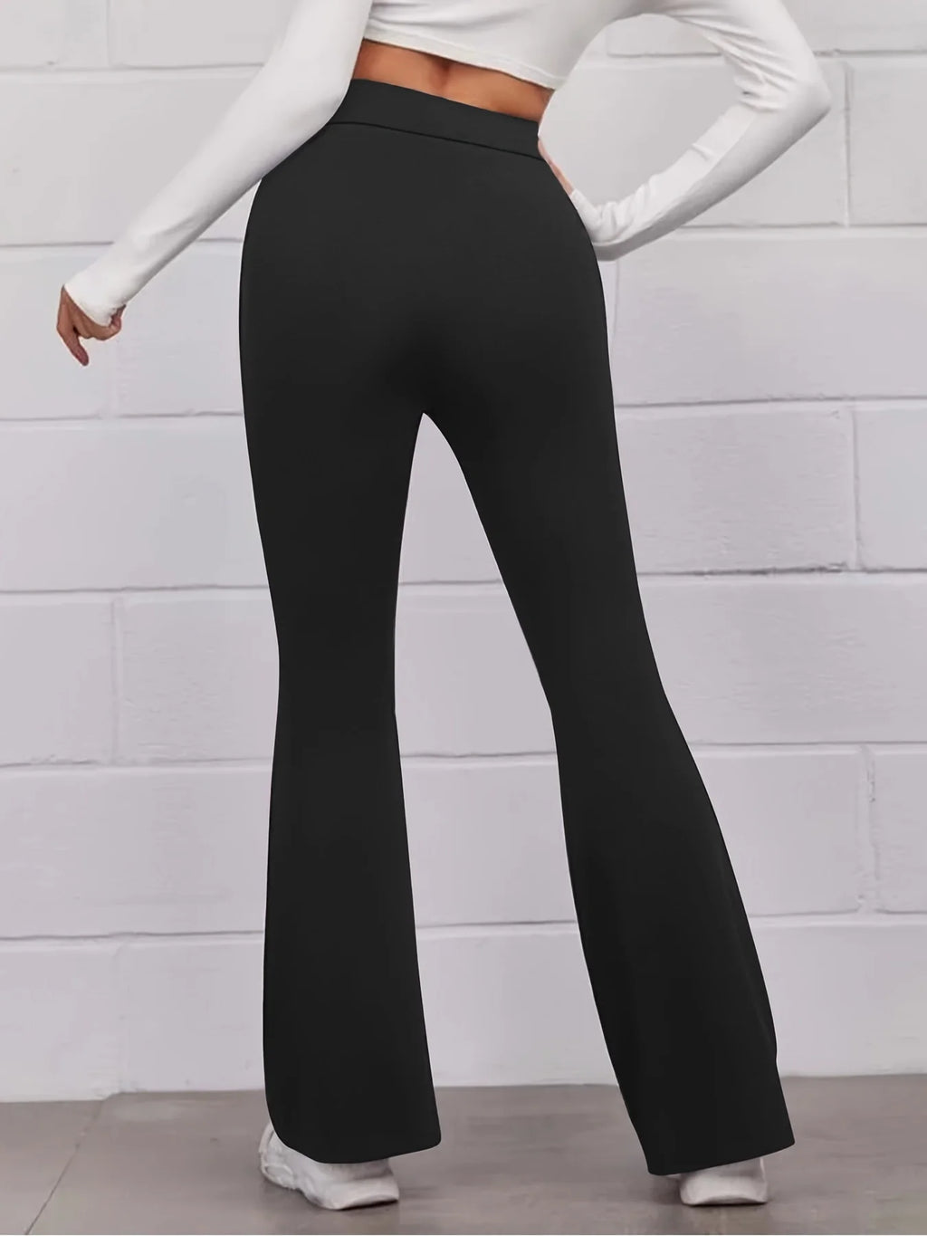 2024 Sommer neue Damen Plus-Size-Britisch Street Style Fashion Style Plissee Design ausgestellte Hose