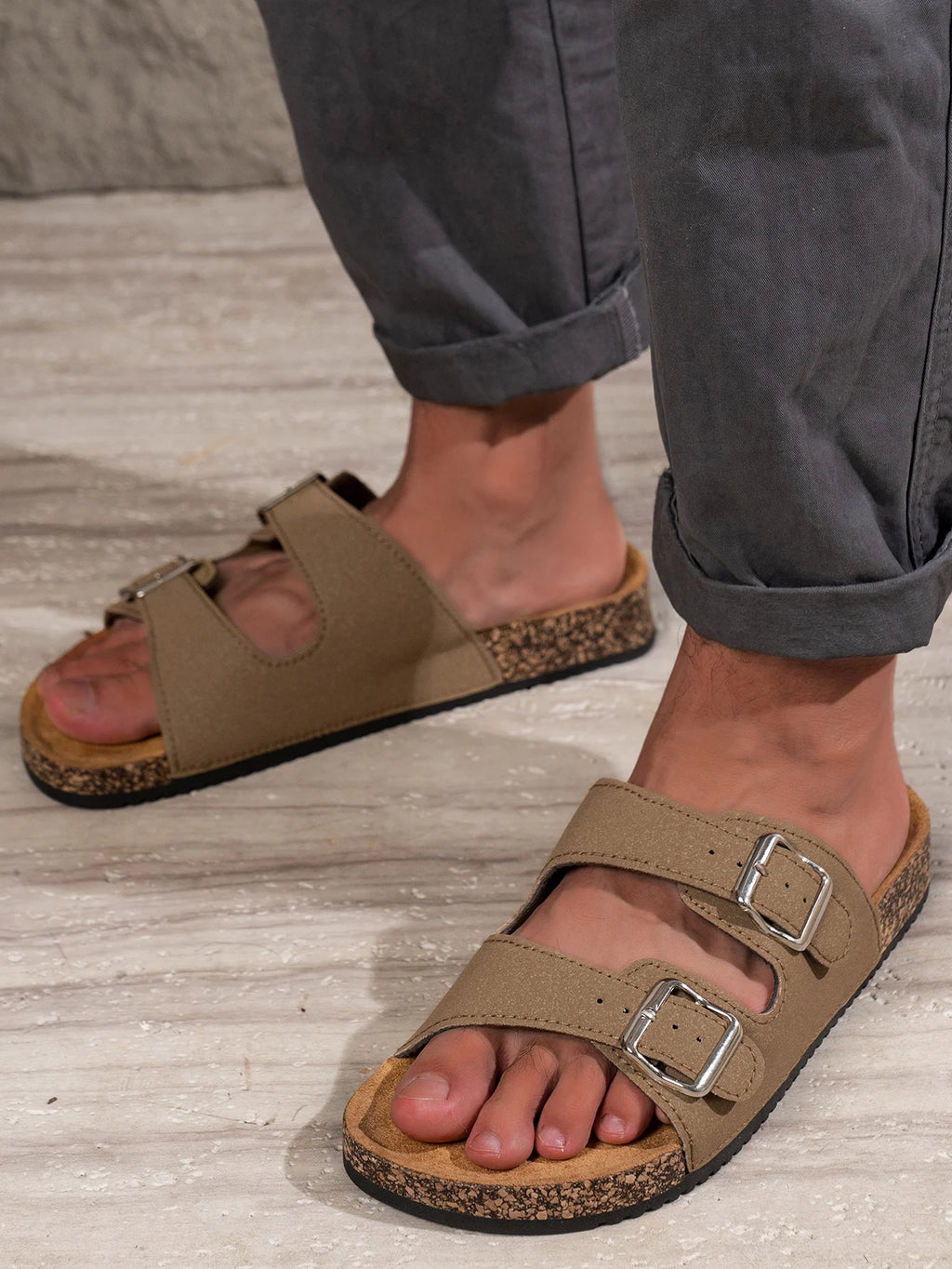 Modische Herren-Hausschuhe für Zuhause und draußen, wasserdicht, rutschfest, modisch, vielseitig