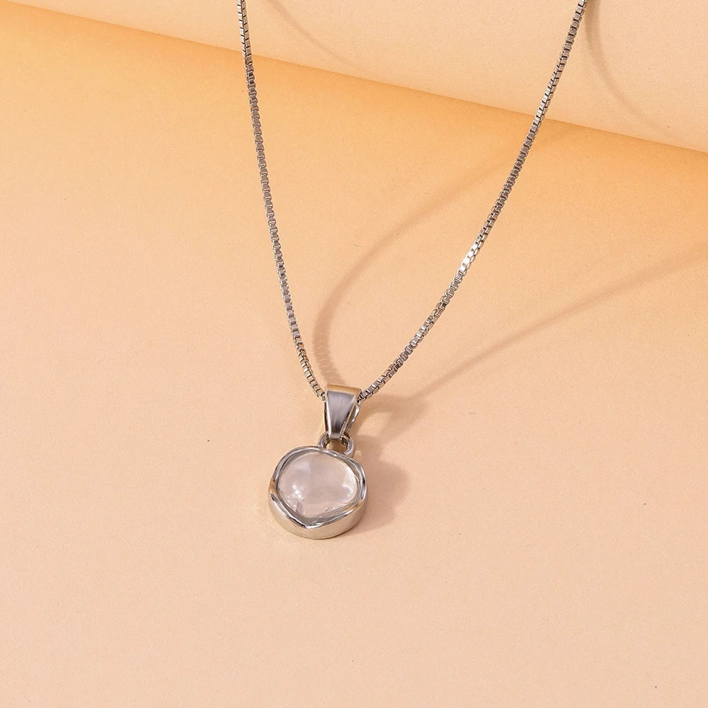 Aihua Mode Minimalistische Runde Opal Anhänger Halskette für Frauen Geometrische Schlüsselbein Ästhetische Kette Sommer Schmuck Zubehör