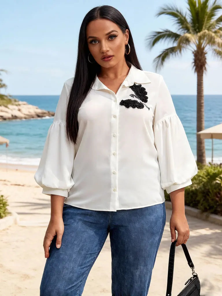 Damen Weiße Satin-Bluse mit Laternenärmeln und 3D-Blumen-Vogel-Stickerei Elegantes Büro-Arbeitsoberteil