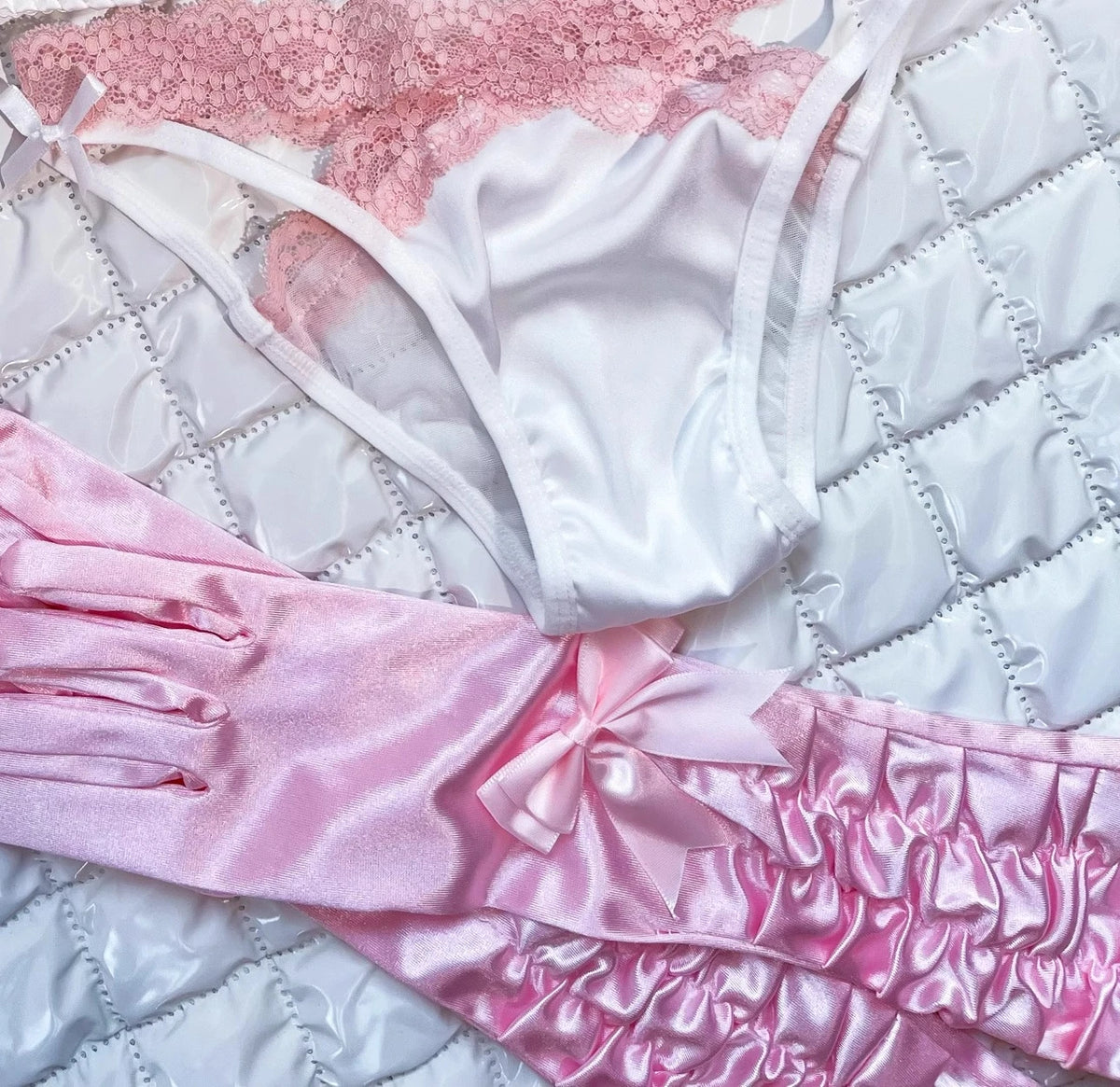 MOYISU New Release Kontrast-BH-Set |   Zurückhaltendes und sexy Bralette aus französischer Spitze |   Akzentuiert kleine Brustkurven |   Atmungsaktive Dessous