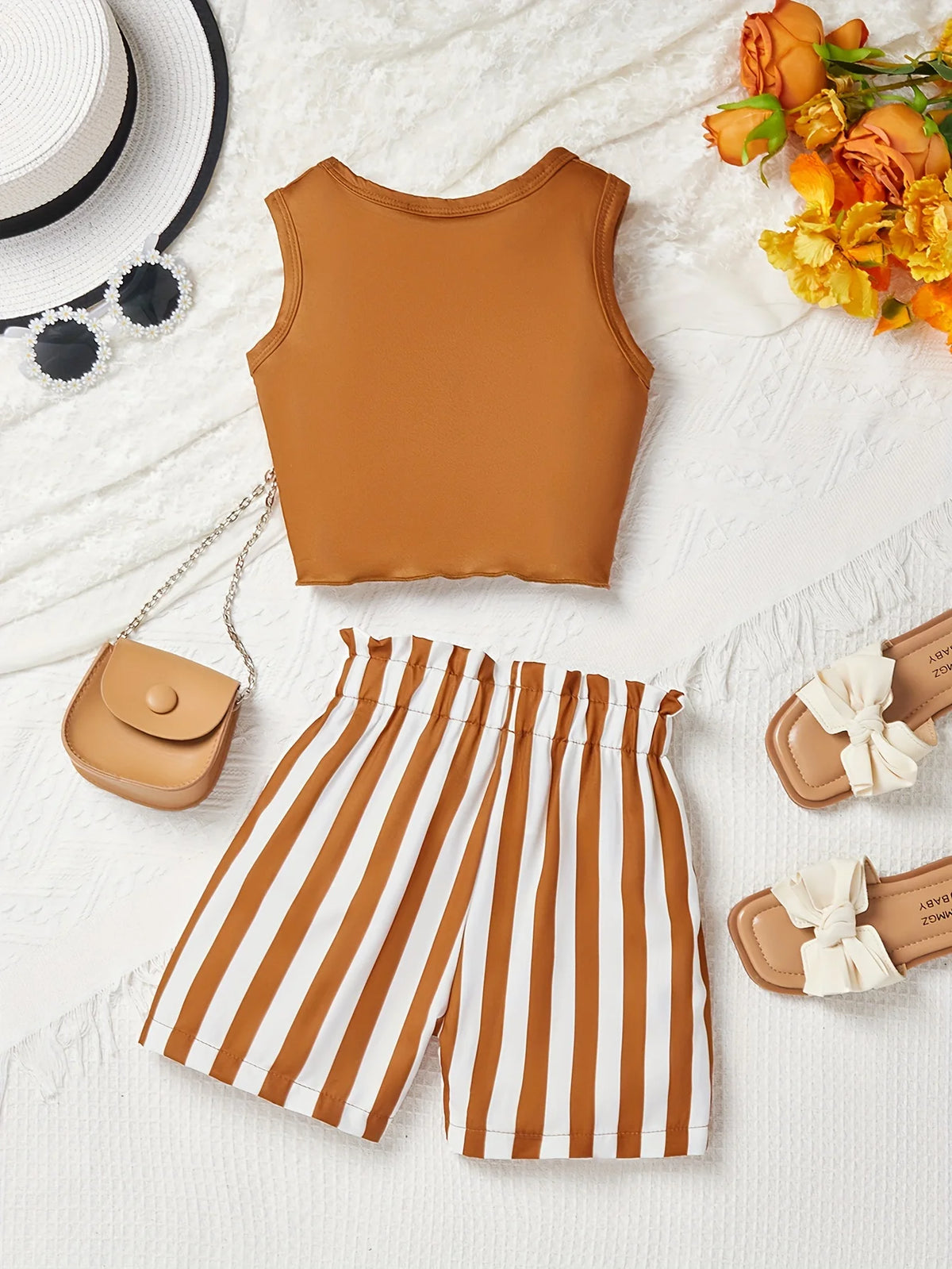 Freizeit-Shorts-Set für Mädchen: Braunes Tanktop + gestreifte Shorts mit Schleife, zweiteiliges Outfit, geeignet für Mädchen im Alter von 3-10 Jahren, vielseitige Kleidung für Sommer, Zuhause, Ausflüge und Schule