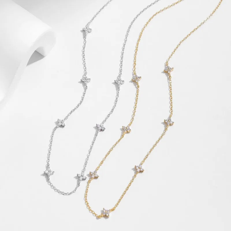 Edelstahl-Zirkon-Halskette mit vierblättrigem Kleeblatt-Anhänger für Frauen und Mädchen, schlichter, eleganter Schmuck, Geschenk, Glücksbringer-Kette