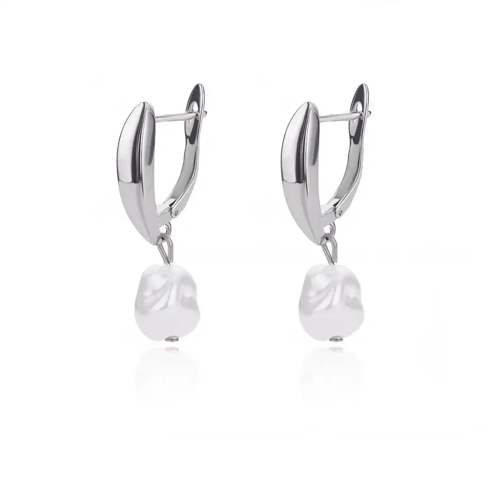 Klassische Imitation Perle Edelstahl Durchbohrte Ohrringe für Frauen Vergoldet Blatt Zirkonia Schmuck Retro Schmuck Kostenloser Versand