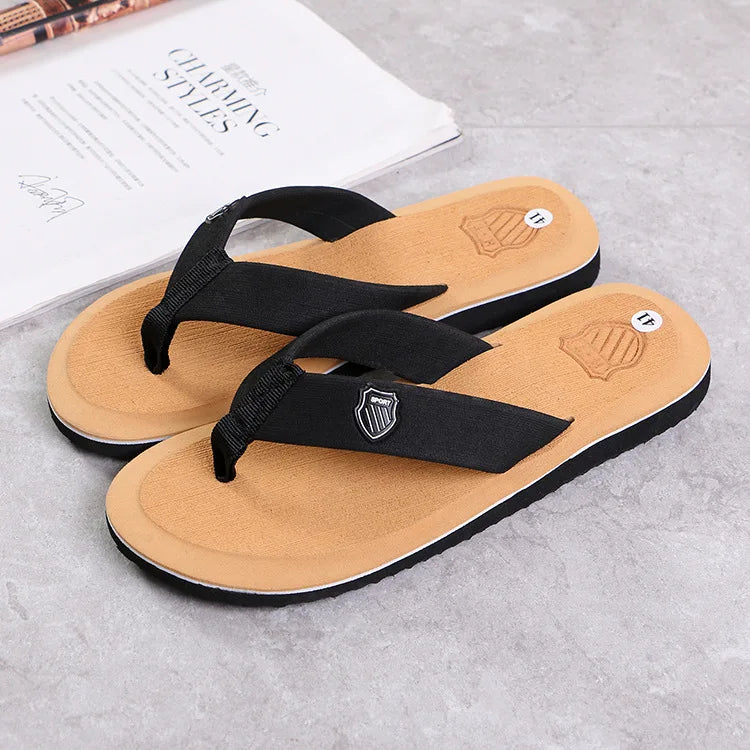 2023neue Männer Hausschuhe Eva weiche Seiten Schuhe Garten Sandstrand Schuhe Keile süße Sandalen Anti-Rutsch-Plattform Flip Flops für Stenio
