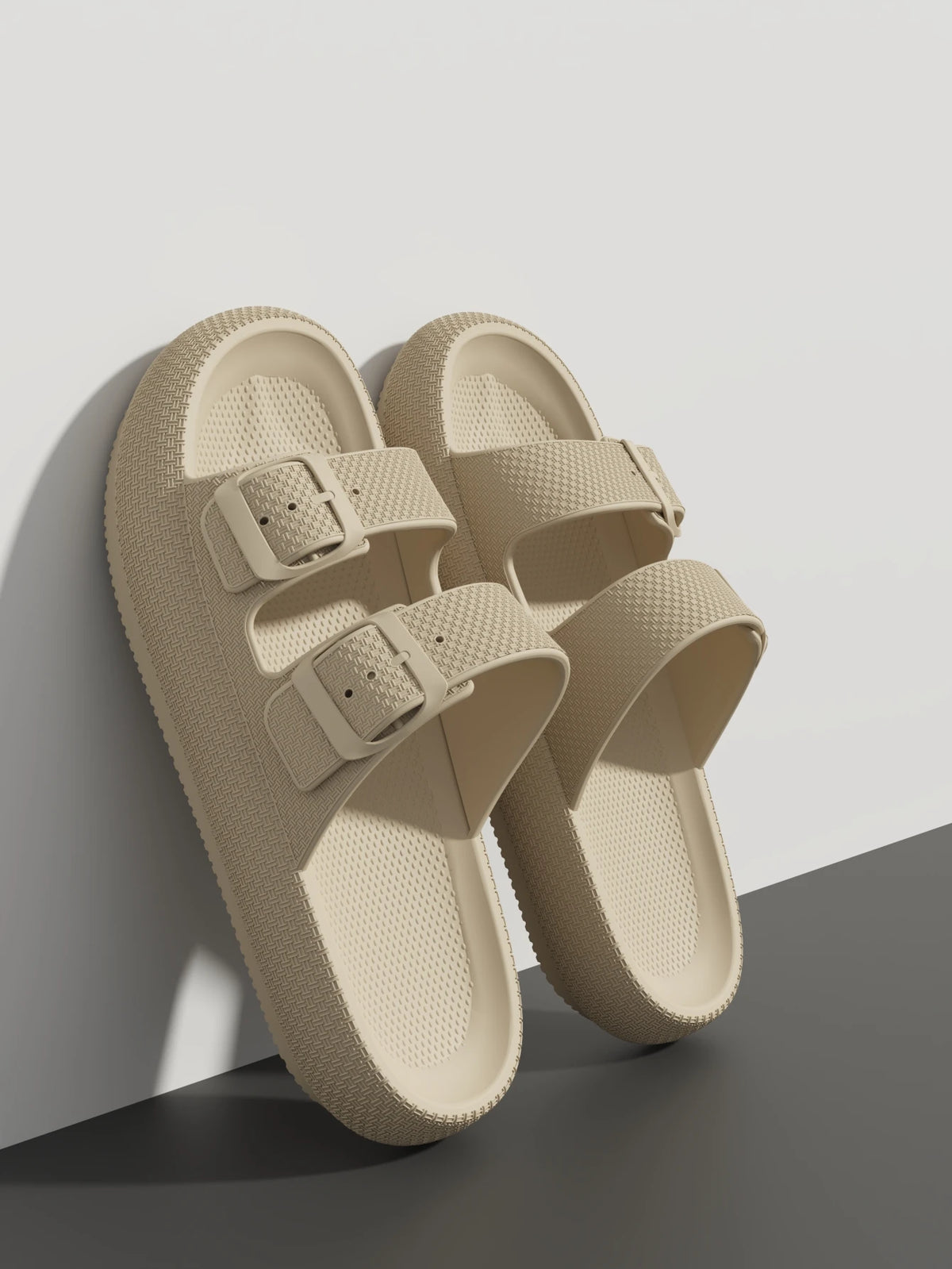 2025 Neue Herren-Outdoor-Mode-Sandalen mit dicker Sohle – Rutschfeste Dusch- und Badeschlappen, leichte, bequeme Hausschuhe