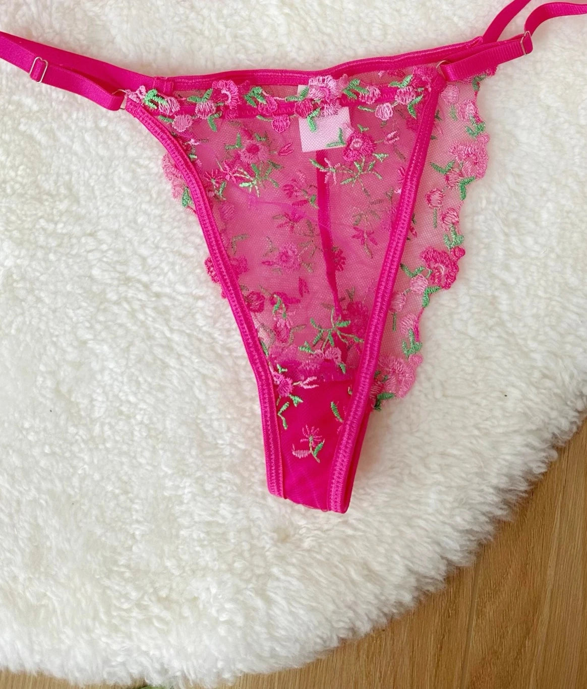 Kawaii japanisches Dessous-Set aus transparentem Tüll, rosa Blumenstickerei-BH, Bralette, reines passendes Set, BANERDANNI Tushy-BHs