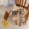 1 2 3 4 Alter Kurzarm Outfits Kinder Sommer Mode T-shirt Shorts Anzüge Kinder Einfarbig Lose Beiläufige Kostüm Baby 2 stück Sets