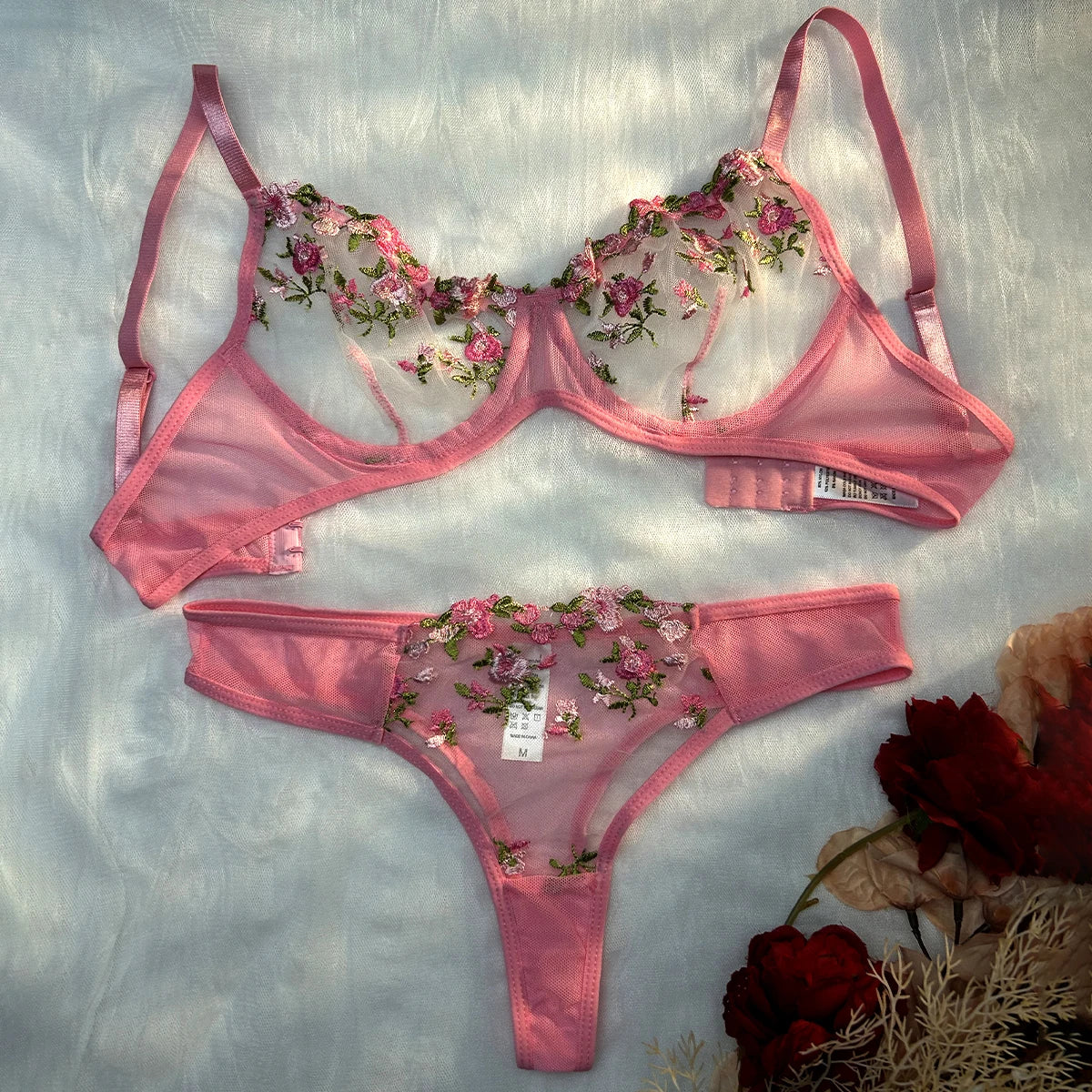 Lila Stickerei Sexy Dessous Set Hot Semi-Sheer Temptation BH und Höschen Sets Fancy Erotik Nachtwäsche Schöne Unterwäsche