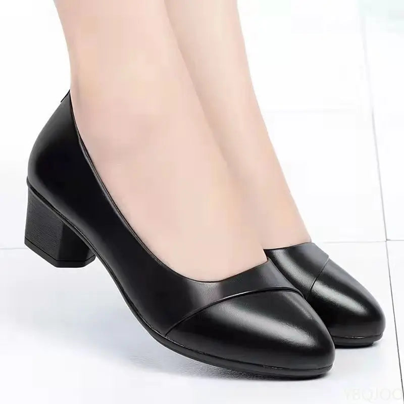 Frühling und Sommer, weiche Sohle, bequem, rutschfest, modische Damen-High-Heels, neuer mittlerer Absatz, Mutter-Arbeits-Damenschuhe 2025,