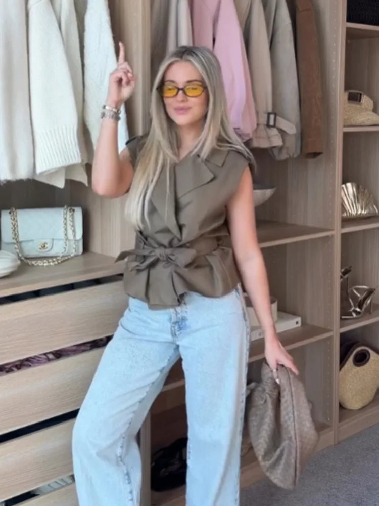 HH Damen 2026 Sommer Mode Vielseitige Khaki Weste mit Taillengürtel für Pendlerinnen Elegantes Doppelreihiges Ärmelloses Oberteil