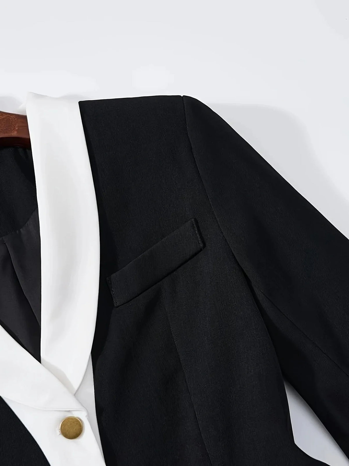 Damen-Blazer-Rock-Set mit Rüschen und Farbblock-Design, Französisches Nischendesign, Modischer Stil 2026