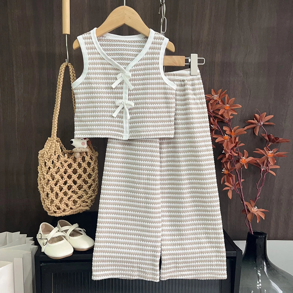 Bear Leader Modische und schlichte, gestreifte, bedruckte Mädchenkleidung im koreanischen Stil, Sommer, neuer Street-Style, ärmelloses Oberteil mit Schleife + Hose