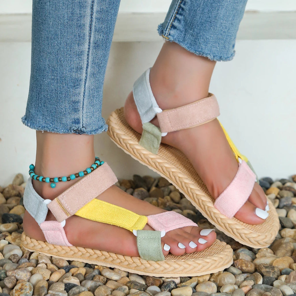 Damenmodetrend School Beach rutschfeste, flache Sandalen mit weicher Sohle und Klettverschluss