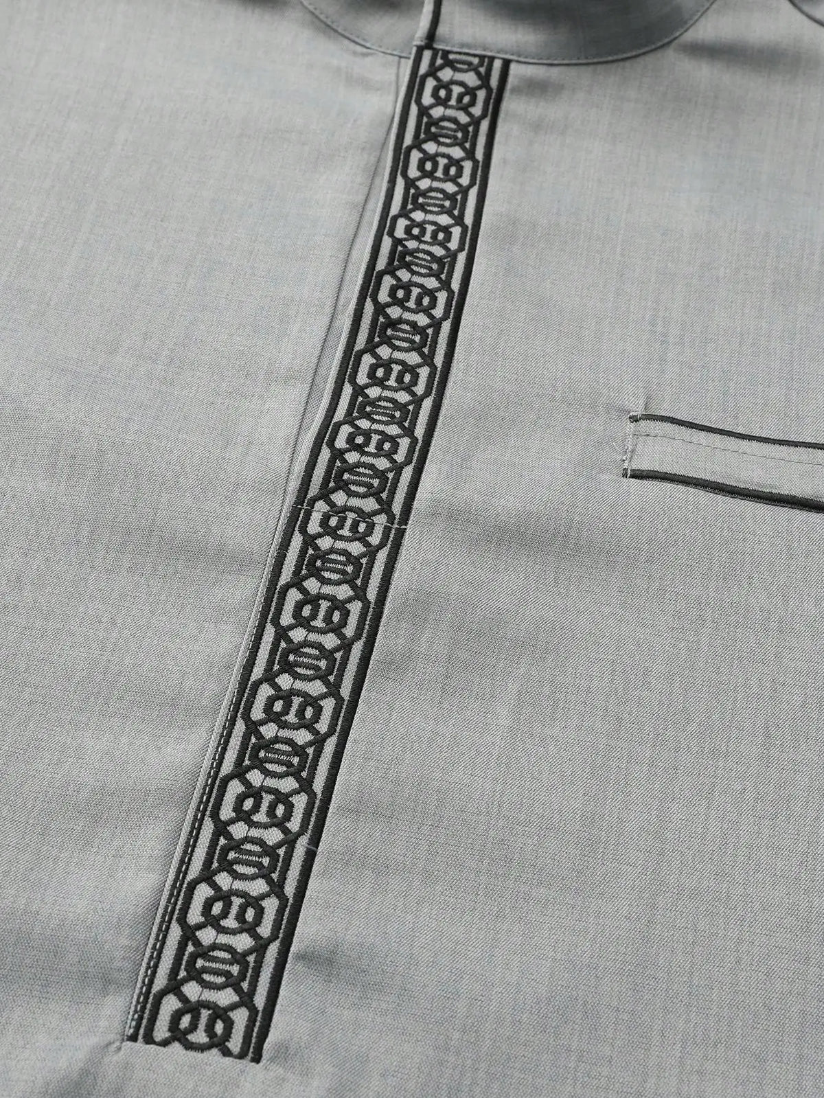 Neue Muslimische Traditionelle männer Robe Multi farbige Elegante Ethnische Stickerei männer Robe Einfache Casual Lose Robe
