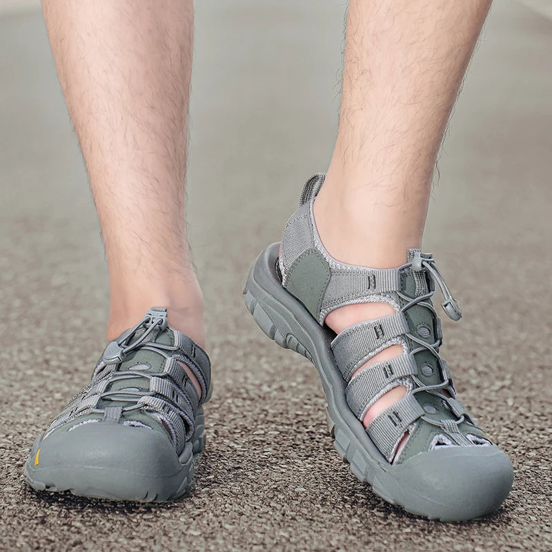 Sommerliche, hochwertige, rutschfeste Strandschuhe für Herren, modische Turnschuhe, Herren-Wandersandalen, Outdoor-Leder-Bergsteiger-Reiseschuhe