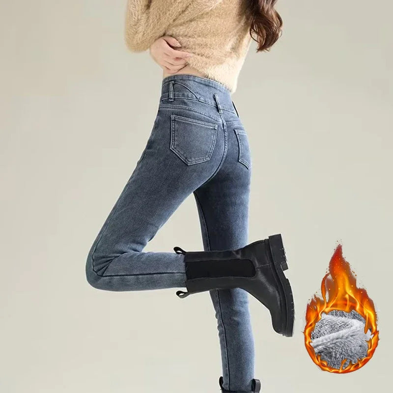 Winter Dame Plüsch Thermische Schmale Gerade Bein Jeans Mädchen Schnee Warme Casual Denim Hosen Frauen Klassische Koreanische Fleece Hosen